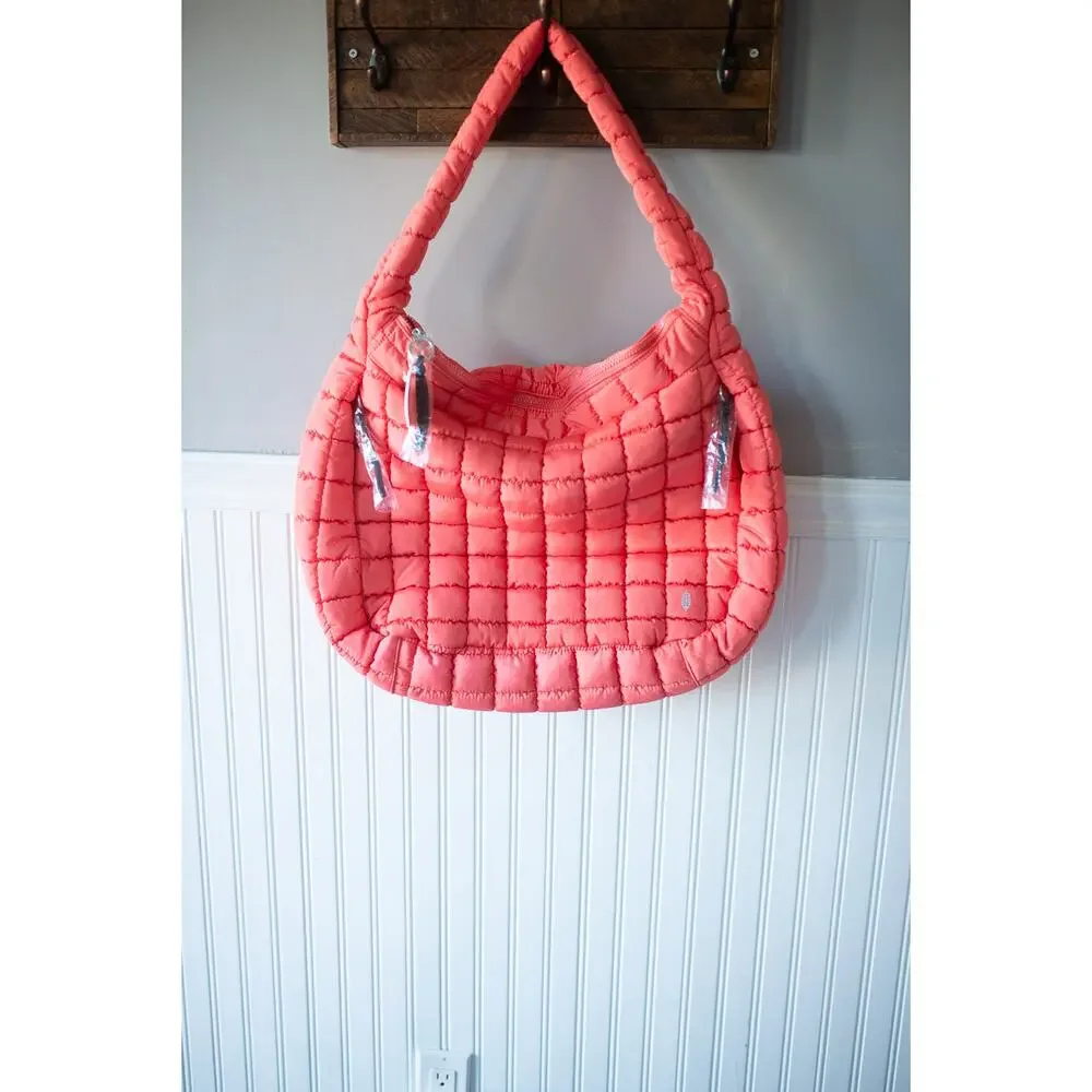 Free People Quilted Carryall Bag Coral NEW - Picture 2 of 4